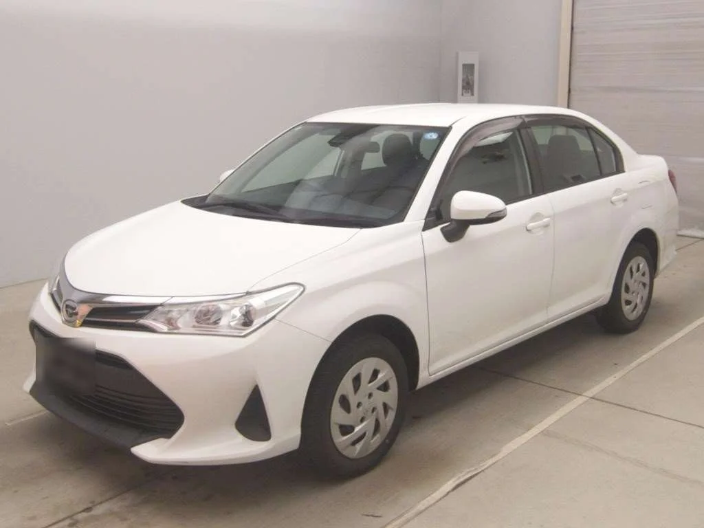 Toyota Corolla Axio NZE164 2020